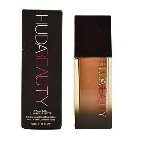 Huda Beauty Full Coverage Foundation – Cheesecake
